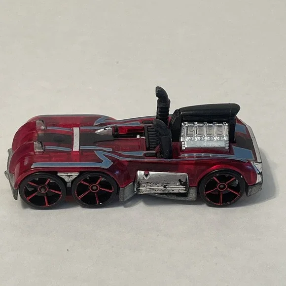 HOT‎ WHEELS 2012 CODE CARS #16/22 SEMI-PSYCHO RED Loose