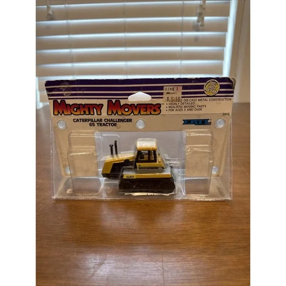 ERTL #2415 Mighty Movers Caterpillar Challenger 65 Tractor 1/64 Scale Diecast