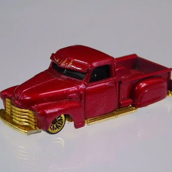 Vintage 2000 Hotwheels La Troca GM TM Red Gold Diecast Toy Car