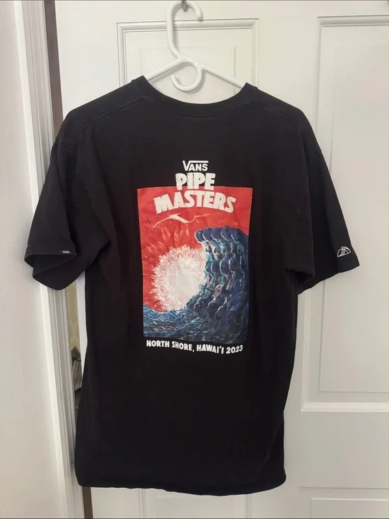 Vans Black Tee with Red and Blue Pipe Masters Graphic Size Large