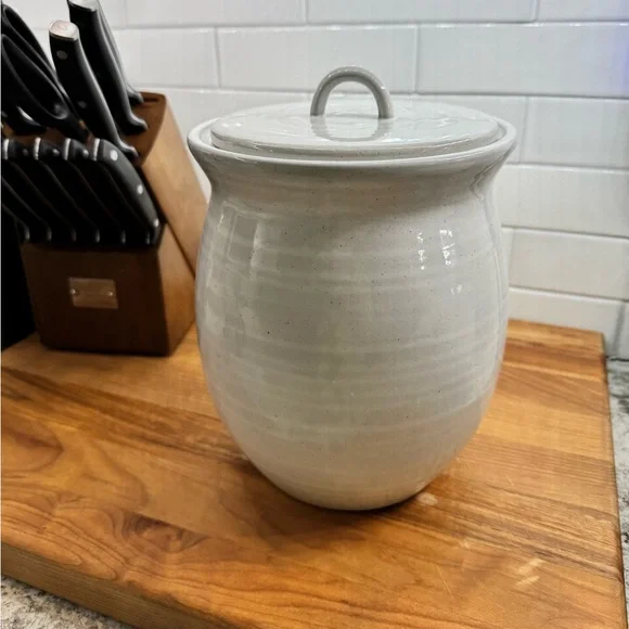 Hearth & Hand 147oz Flared Brim Stoneware Canister Vintage Cream Reactive Glaze