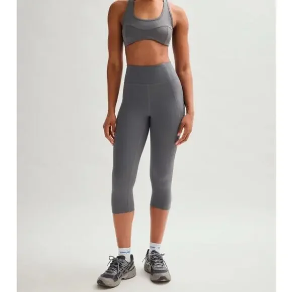 GIRLFRIEND COLLECTIVE Compressive High-Rise Capri Cropped Leggings Gray Size XL