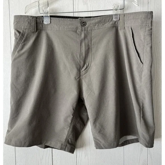 Kuhl Shorts Shift Amphibia Brown-Gray Men's 42 Performance Hybrid Short 7.5