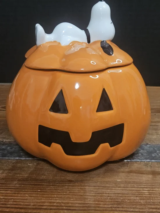 Rae Dunn Ceramic Pumpkin Jack-O'-Lantern Candy Jar with Snoopy Topper