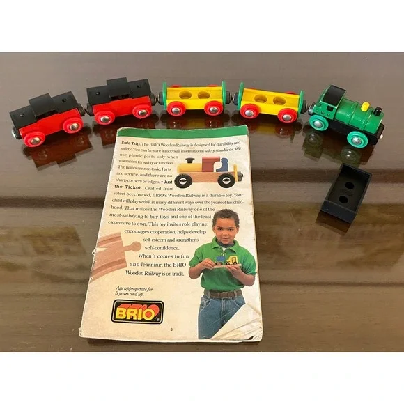 Brio Vintage Wooden Railway Train Set GWR Green Engine Cargo Cars Caboose Sweden