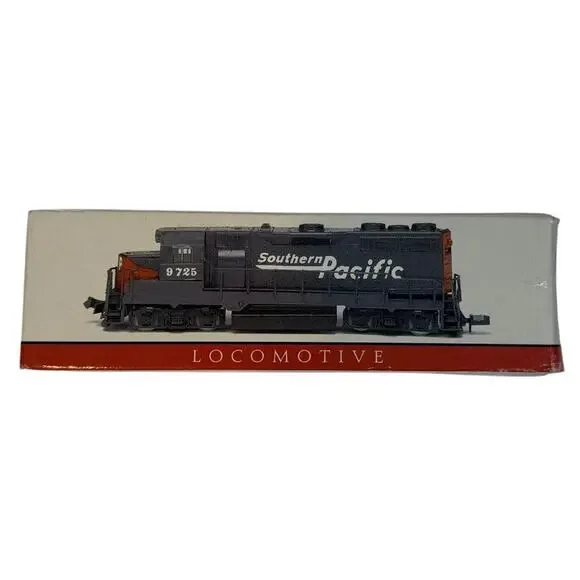 Southern Pacific Locomotive 9725 N Scale Model Train Original Box Engine Diesel