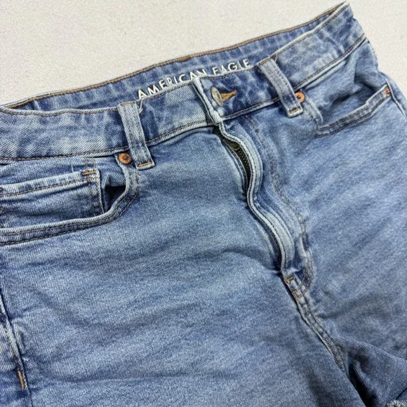 American Eagle Womens High Waisted Denim Shorts‎ Blue Raw Hem Size 8