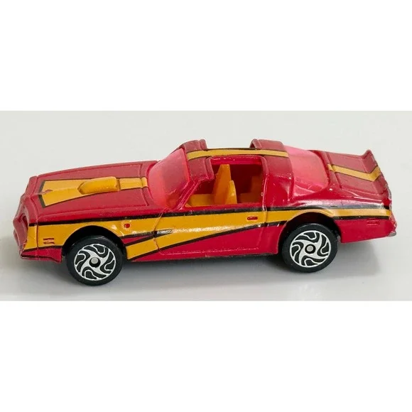 Racing Champions 1979 Pontiac Firebird Trans Am Kids 1/64 Red Yellow Stripes‎