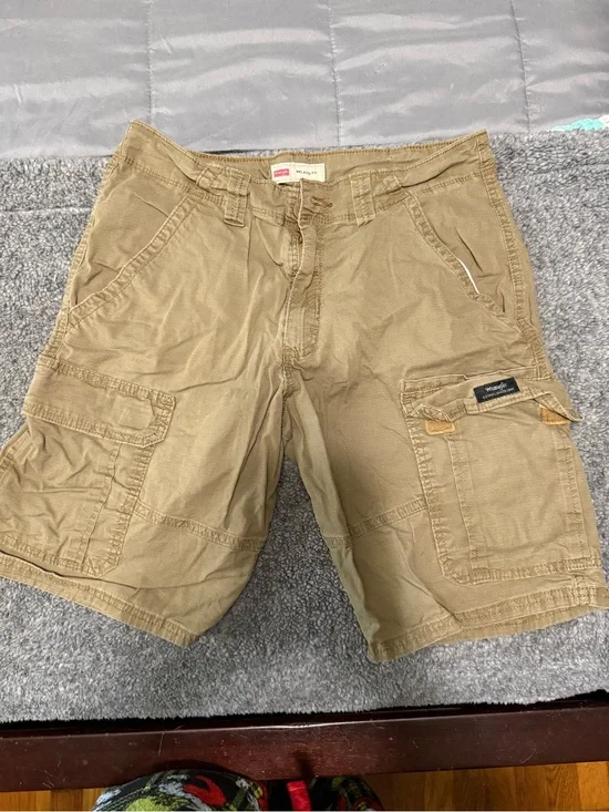 Wrangler Tan Cargo Shorts with Utility Pockets