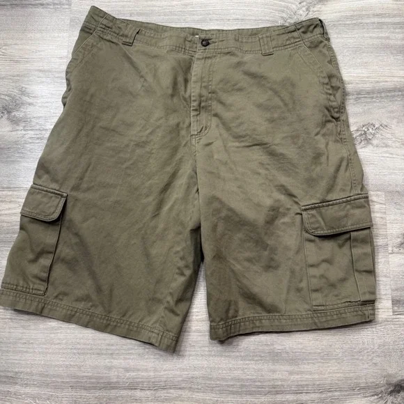 Geoffrey Beene Mens Cargo Shorts Olive Green‎ Cotton Twill Size 36