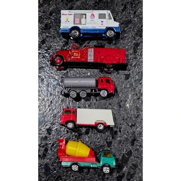 Vintage Diecast Truck Lot (5pcs) - Mister Softee, Yatming - Project Lot
