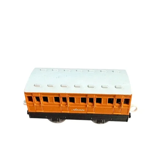 Thomas & Friends TrackMaster Annie Passenger Coach Train Car 2006 Gullane Orange