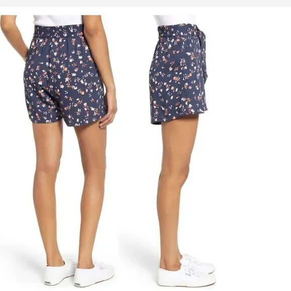 BP Tie Front Floral Shorts