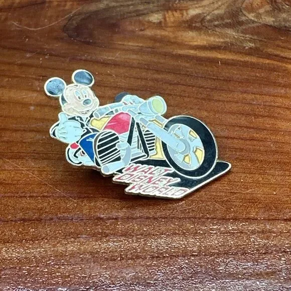 Walt Disney World Mickey‎ Mouse Driving Motorcycle 2003 Collectible Trading Pin