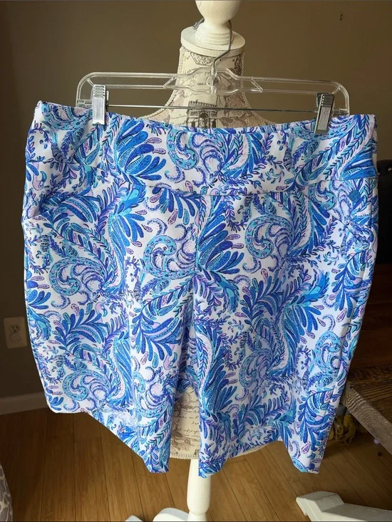 Lilly Pulitzer Luxletic Reid Shorts Bird is the Word Pattern Blue