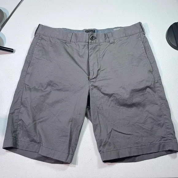 J. Crew 33