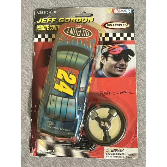 Vintage 2003 Jeff‎ Gordon NASCAR #24 DuPont Wired Remote Control Car Collectible