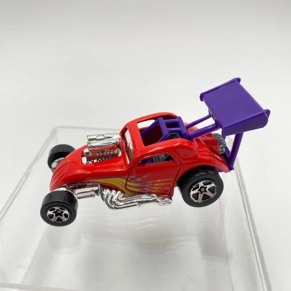 Hot‎ Wheels 1999 Fiat 500 C Red Diecast Toy Car Purple Spoiler Kids