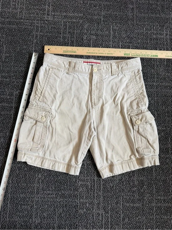 Vintage Men’s Tommy Hilfiger Cargo Shorts Khaki 34