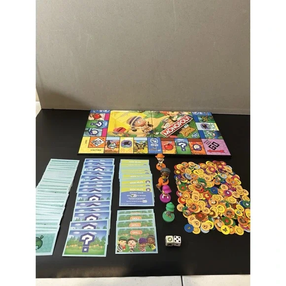 Monopoly Animal‎ Crossing Accessories ( Not Complete )