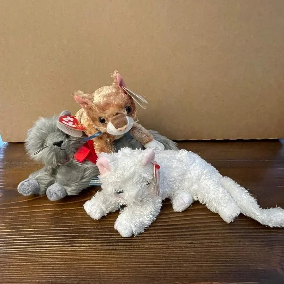 Ty Beanie Baby Cat Lot of 3 Scat Grey Cat Canyon Cougar Flip White Cat Plush MWM