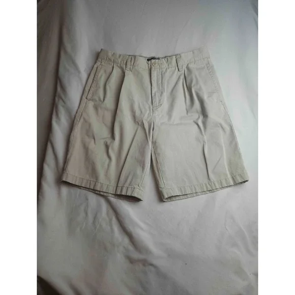 Nautica Shorts Mens Size 33 Khaki Pleated Front Cotton Twill Casual Beach Chino