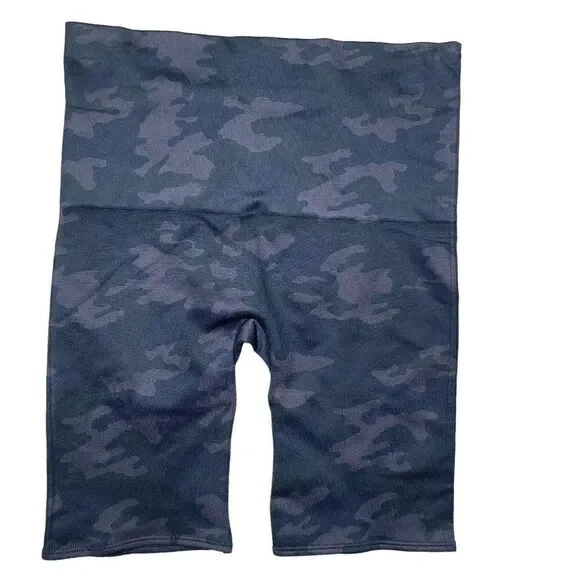 Spanx Black Camo Biker Shorts Size Large Look at me now