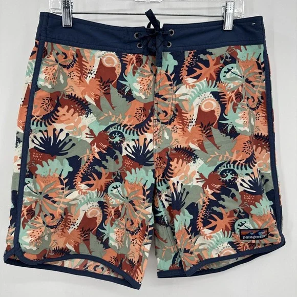 Patagonia‎ Men's Size 32 Wavefarer Scallop Hem Board Shorts Hawaiian Sunset