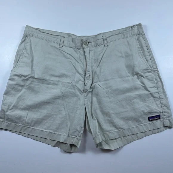 Patagonia Mens Organic Cotton Canvas Shorts Khaki Beige Size 40 Hiking Outdoor