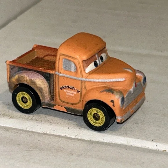Disney Pixar Cars Metal mini racers SMOKEY'S‎ Box #13 Smokey Pickup