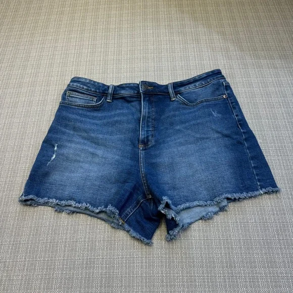 Plus Size Frayed Hem Denim Shorts size 16 Blue Summer Festival