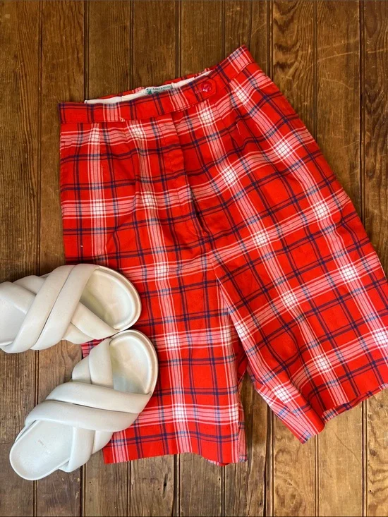 Vintage women’s shorts 1960s ultra high waist Red Plaid Cotton