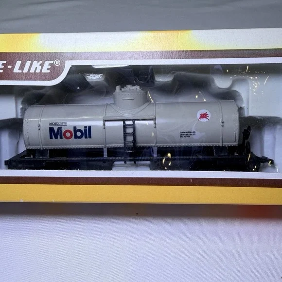 Vintage Life Like‎ HO Scale Tank car Mobil 8598