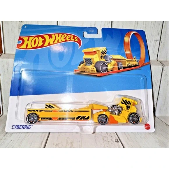 Hot Wheels Trackin'‎ Trucks CYBERRIG Die-Cast Car