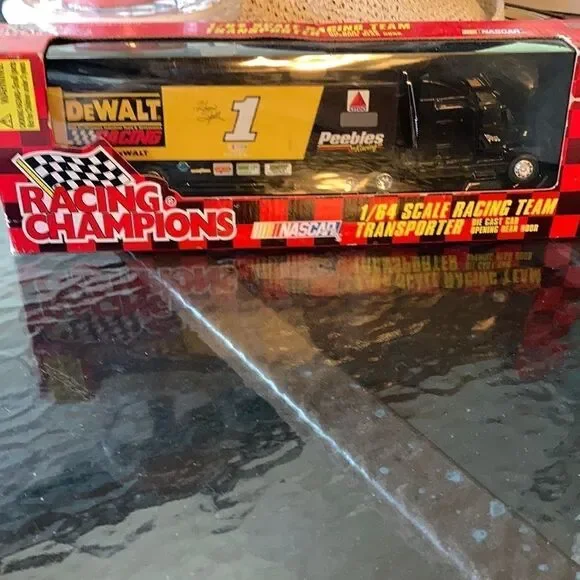 1997 Dewalt Racing #1 Die cast Transporter NIB