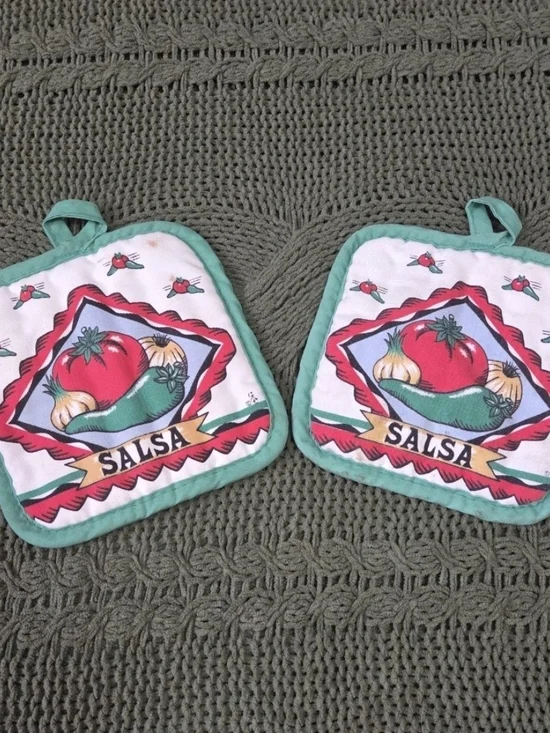 Set Of 2 Vintage Salsa Pot Holders Green Vegetable Tomato Pepper