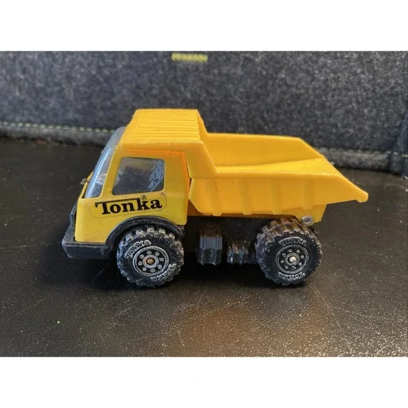 Vintage Pressed Steel Hong Kong TONKA Mini Dump Truck‎