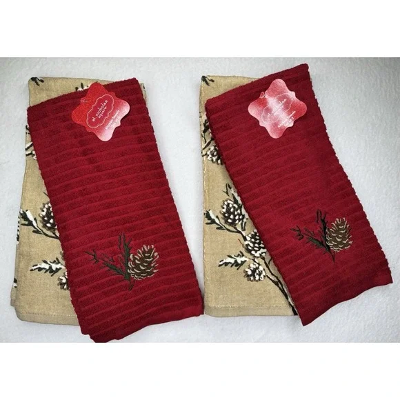 St. Nicholas Square Pinecone Kitchen Towels Set of 2 NWT Christmas Lodge