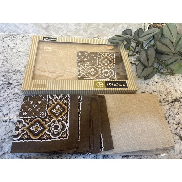 NOS 8 Old Bleach Napkins/placemat Irish Linen Luncheon‎ Set Original Box *READ*