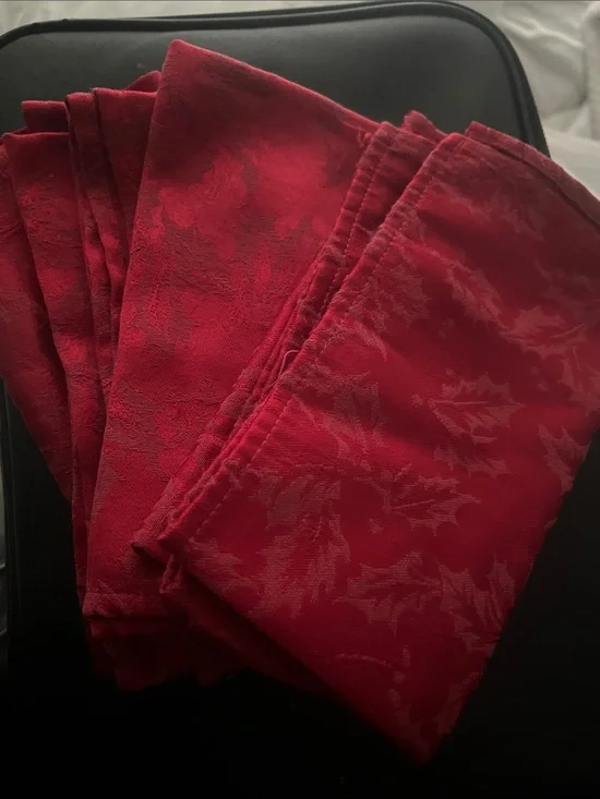 Red Holiday Jacquard Napkins - Set