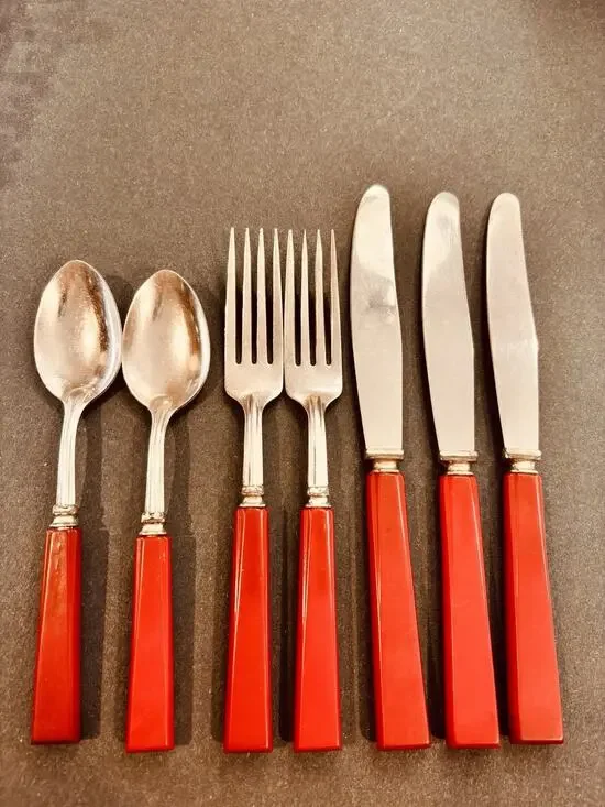 Vintage Red Bakelite Art Deco Flatware Silverware Stainless USA 7 Pcs Set