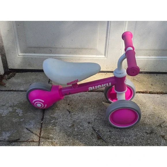 Ayeku Mini Balance Bike for 12-30 Months Toddlers 6 Inch‎ EVA Wheels Pink