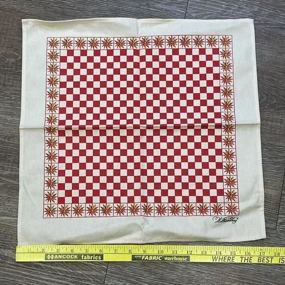 WILLIAMSBURG Kitchen Towel Red‎ White One Size Checkered Squares Print Handwoven