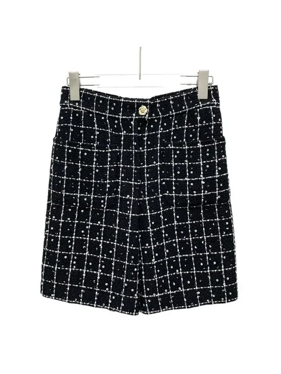 Chanel 23K Black Check Wool Tweed Straight Casual Shorts