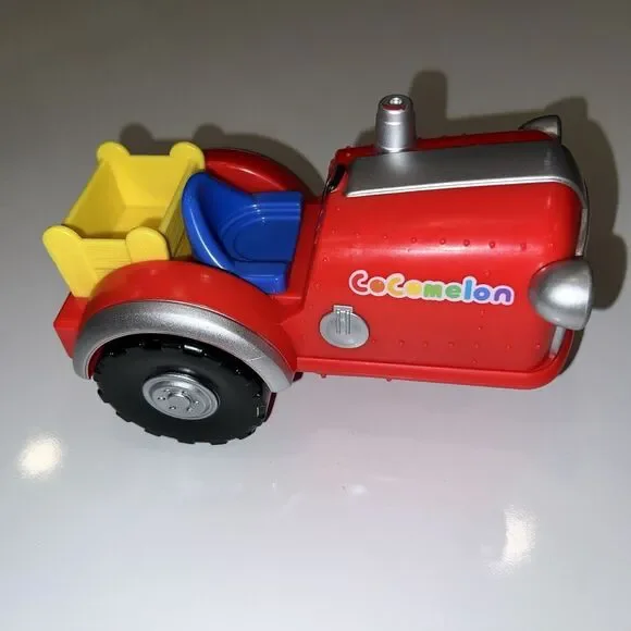 CoComelon Musical Farm Tractor With Animal‎ Sounds Red 7