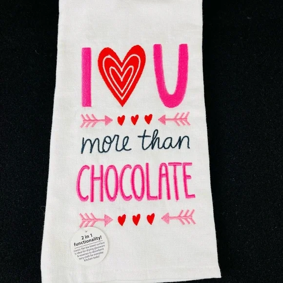 NWT Valentines Day Kitchen Hand Towel Embroidered White Red Pink RN# 48711
