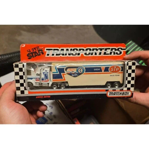 Richard Petty Matchbox 1992 Super Star Transporters Limited Edition NASCAR