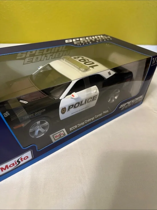 🚗Maisto 2006 Dodge Challenger Police Car Toy