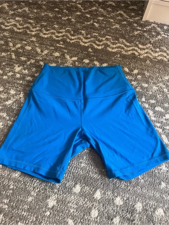 Women's Lululemon Align High-Rise Performance Shorts - Bright Blue