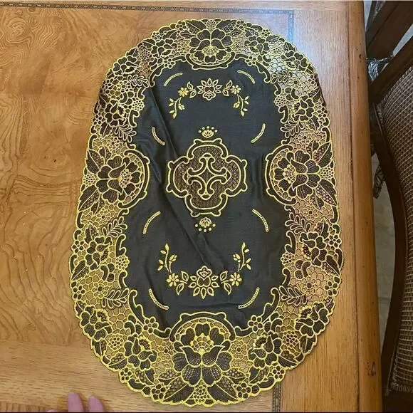 DINING TABLE placemat set!!